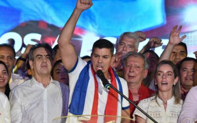 Santiago Peña gana la presidencia en Paraguay