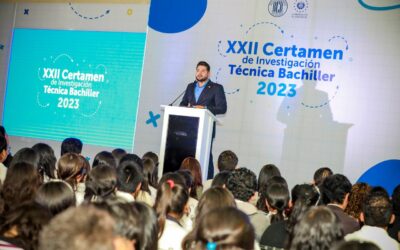 Gobierno entrega becas a ganadores del Certamen de Investigación Técnica Bachiller 2023