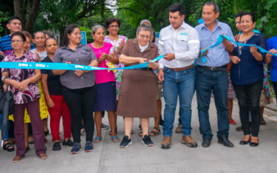 Gobierno entrega calles renovadas a familias de Sonsonate