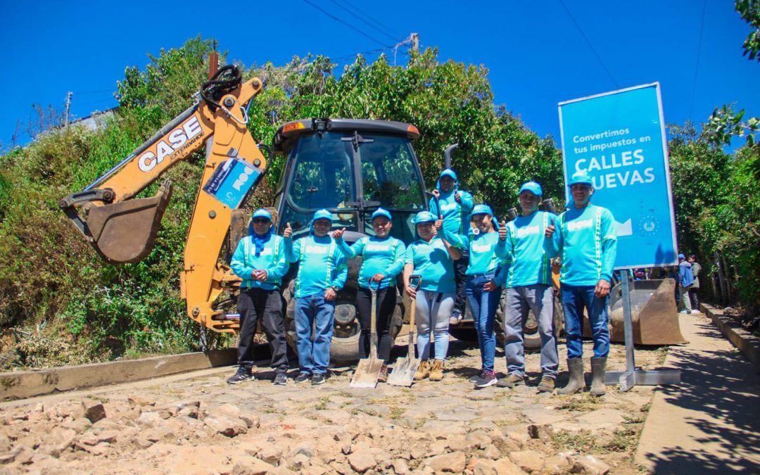 Gobierno restaurará calle que conduce hacia Laguna Verde en Apaneca