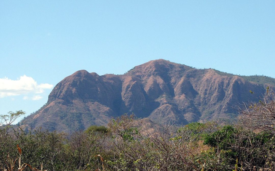 Gobierno declara el Cerro Negro como zona de protección acuífera