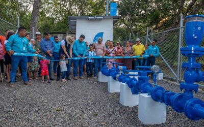 Gobierno entrega proyecto de agua potable a familias de El Porvenir