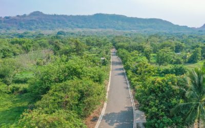 DOM beneficia a familias de Caluco con el mejoramiento de la red vial