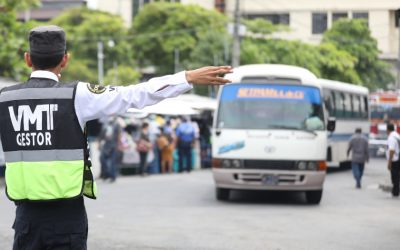 Gobierno apuesta por el rediseño de las paradas de buses del AMSS