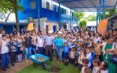 Gobierno reconstruye 14 escuelas en Ahuachapán
