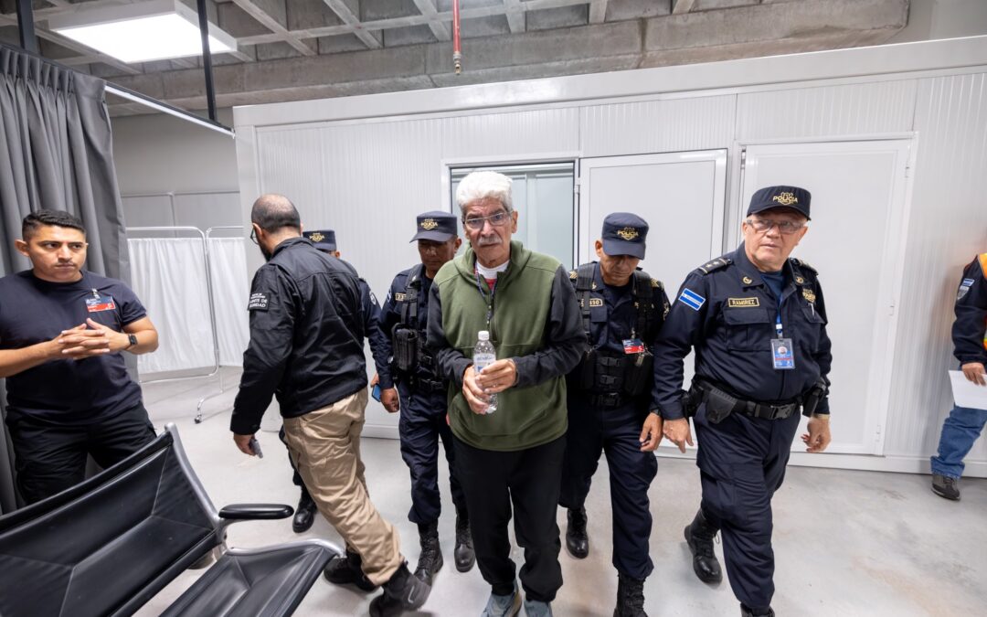 Norman Quijano pagará condena de 13 años de prisión