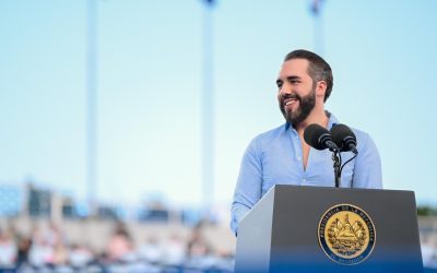Presidente Bukele anuncia la entrega de 50 mil becas