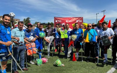 Shopping Center entrega donativo a selección de fútbol de amputados