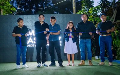 Alcalde Mario Vásquez inaugura calle en cantón El Morro
